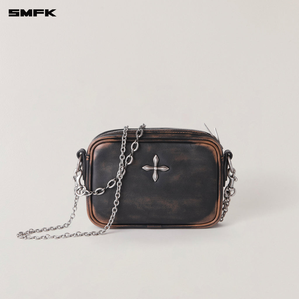COMPASS BADGE PATINA LEATHER CHAIN BAG/SMALL WILD BLACK PATINA