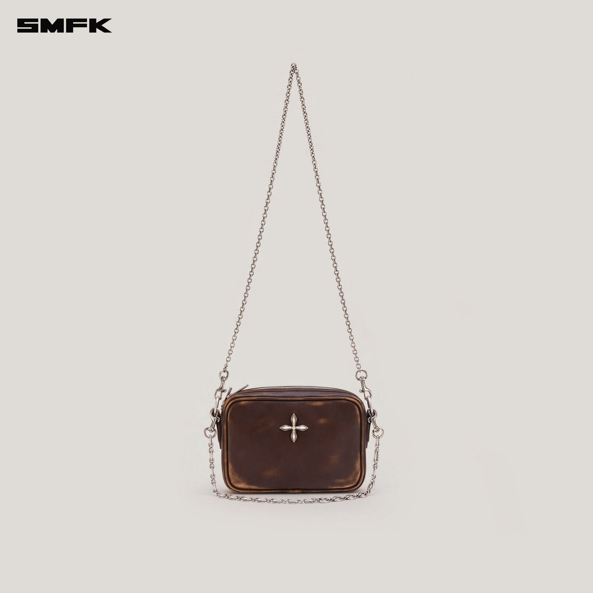 COMPASS BADGE PATINA LEATHER CHAIN BAG SMALL WILD HORSE BROWN PATINA