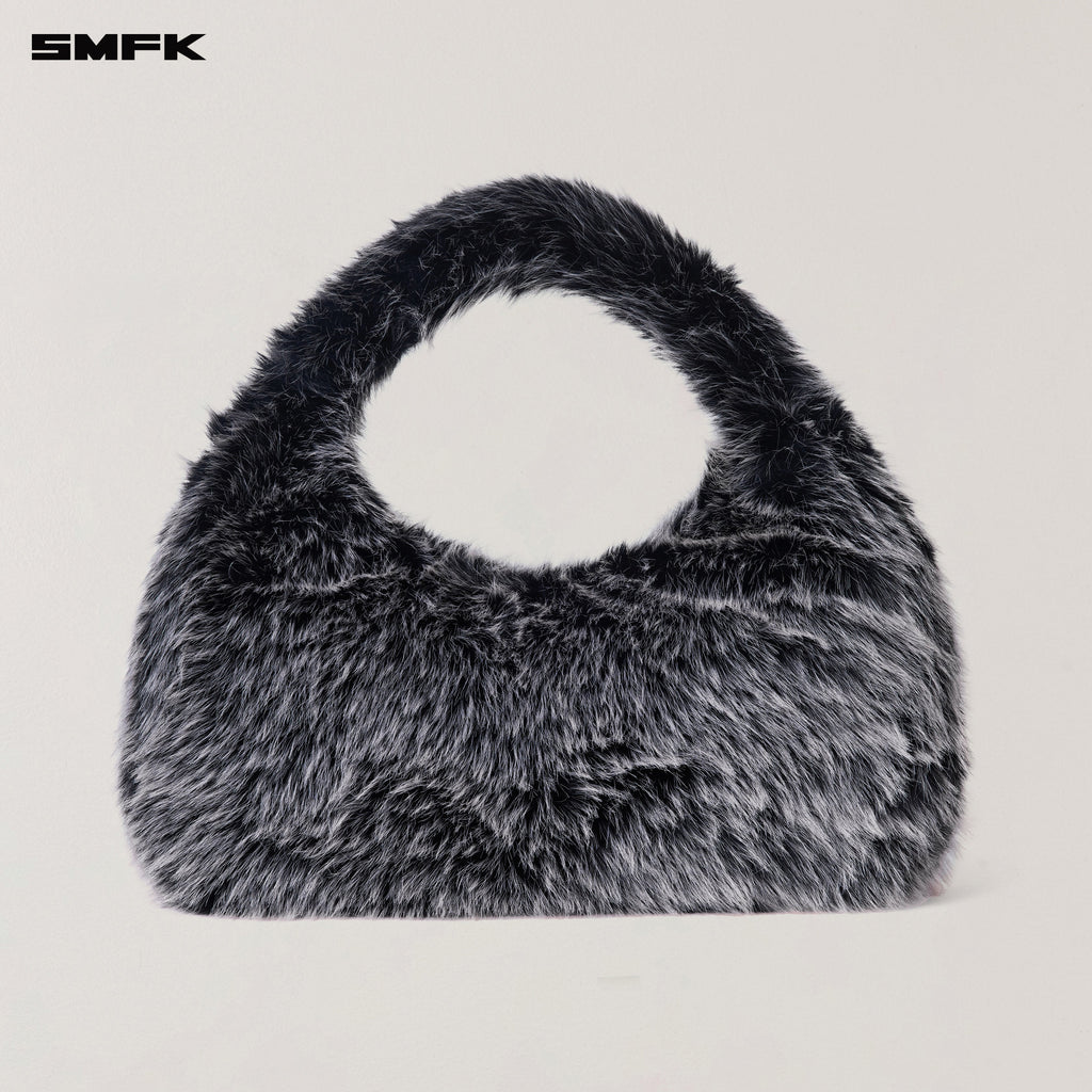 COMPASS COBBLE FURRY BAG/LARGE SILVER FOX