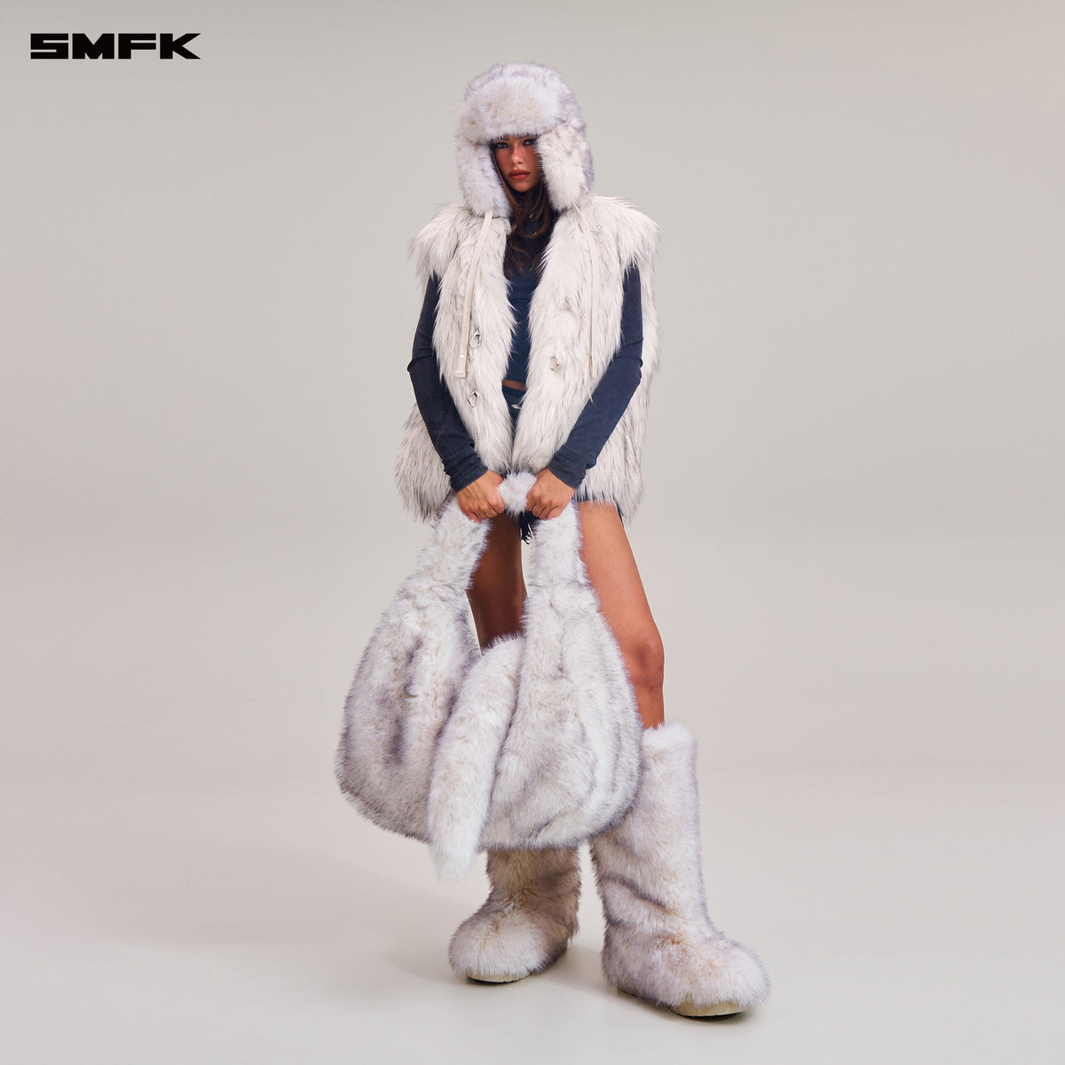 COMPASS COBBLE FURRY BAG/LARGE ARCTIC FOX WHITE