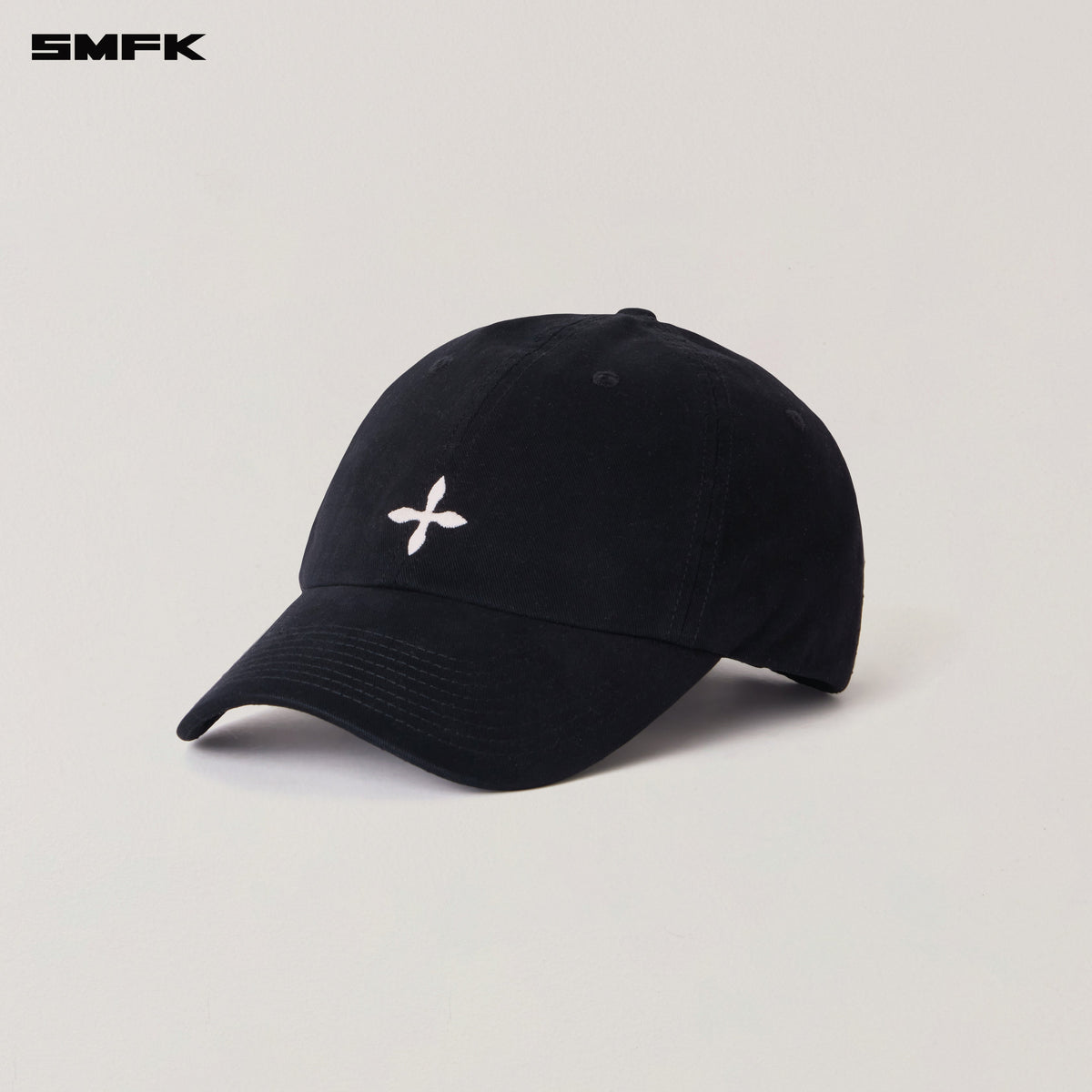 COMPASS BADGE CARGO CAP WILD BLACK