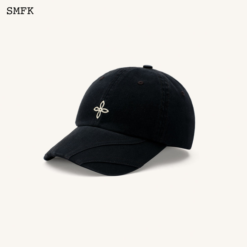 Compass Classic Cross Chain Baseball Cap In Black